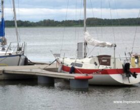 Top Marine Fortøjningsfinger ved Haapsalu Westmer Marina, Estland – Stabil og tilpasselig løsning til bådophængning, der sikrer glade kunder.