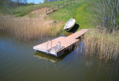 Badebroer ECO for miljøvenlig adgang til vandaktiviteter.