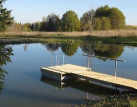 ECO badebro fra Top Marine ved Haanja søen.